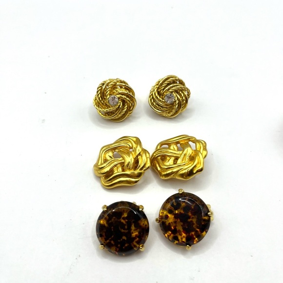 Earring Lot 5 Pairs Chunky Earrings with Ornate Clip on Earrings Gold Tone - Picture 14 of 16